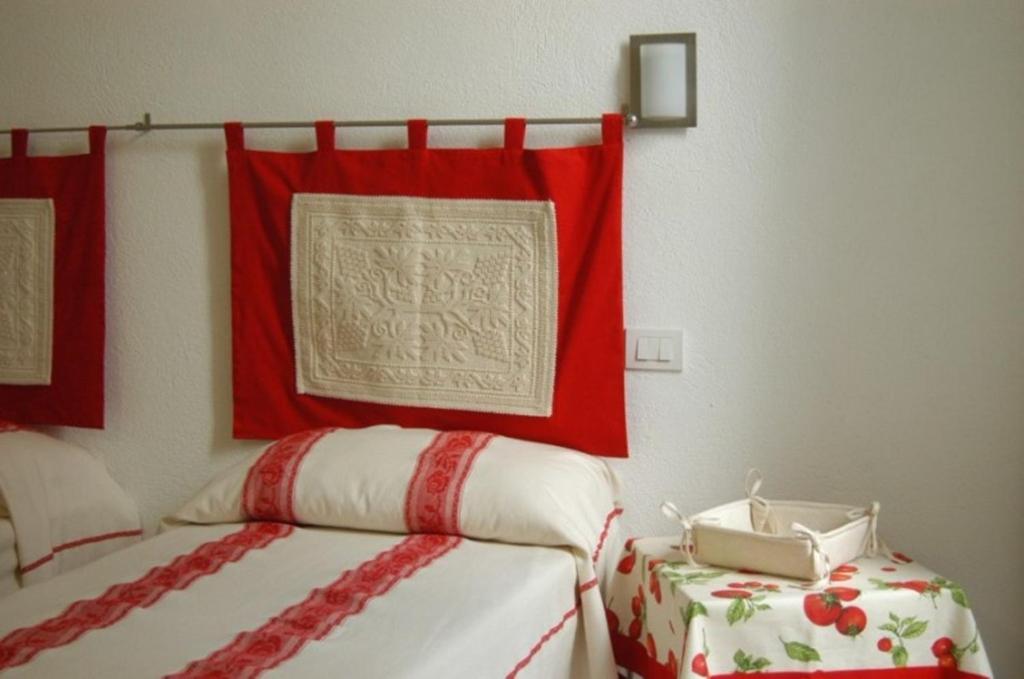 L'Arco Cagliari Bed and Breakfast Kamer foto