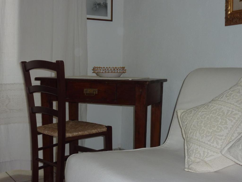 L'Arco Cagliari Bed and Breakfast Kamer foto